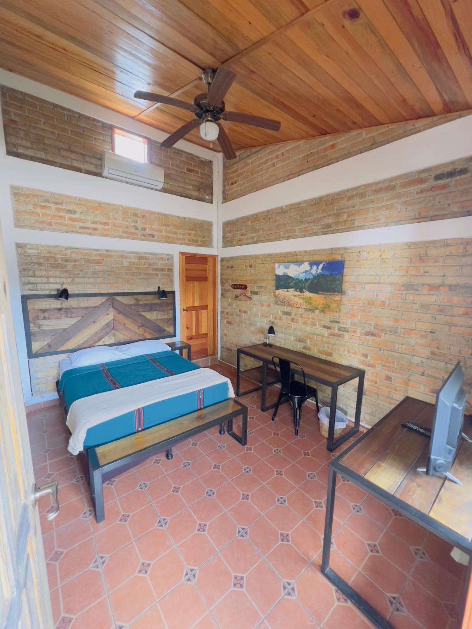 Jardin Cafe Hotel & Restaurant Gracias Ngoại thất bức ảnh